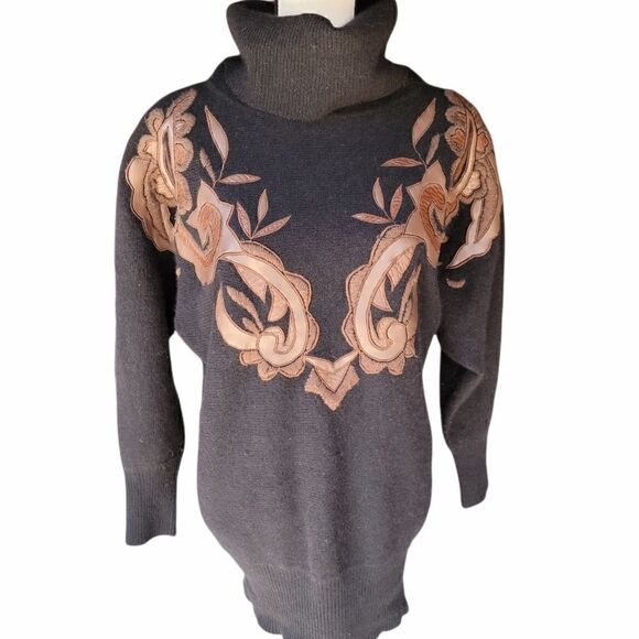 Vintage Cedars Lambs Wool and Angora Sweater - Picture 1 of 7